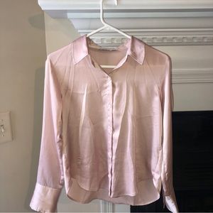 Lightweight silk pink Abercrombie button down!